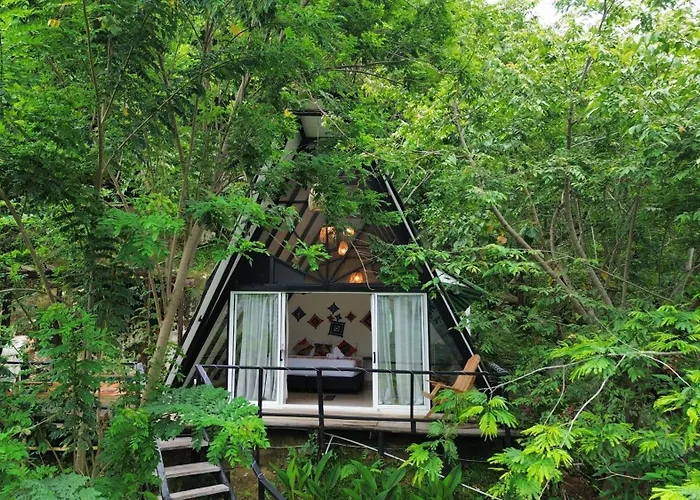 Lodge Cacao