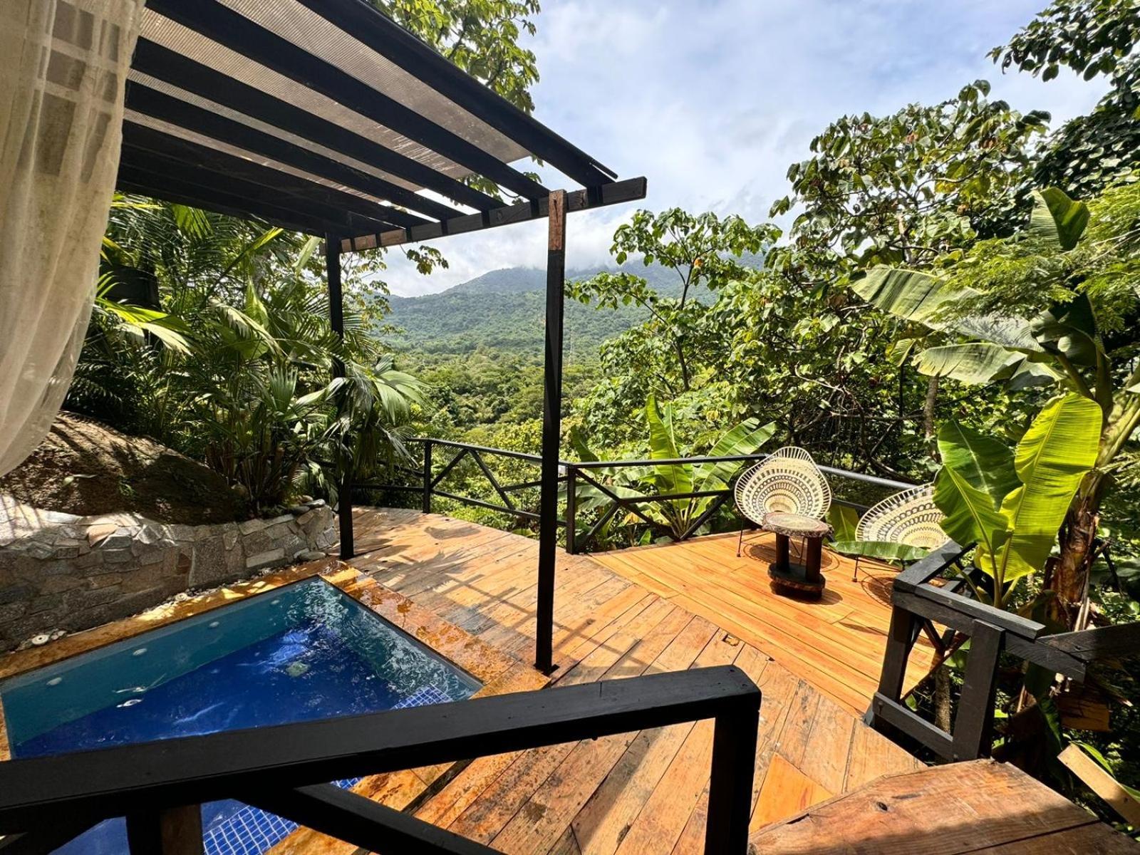 Cacao Lodge