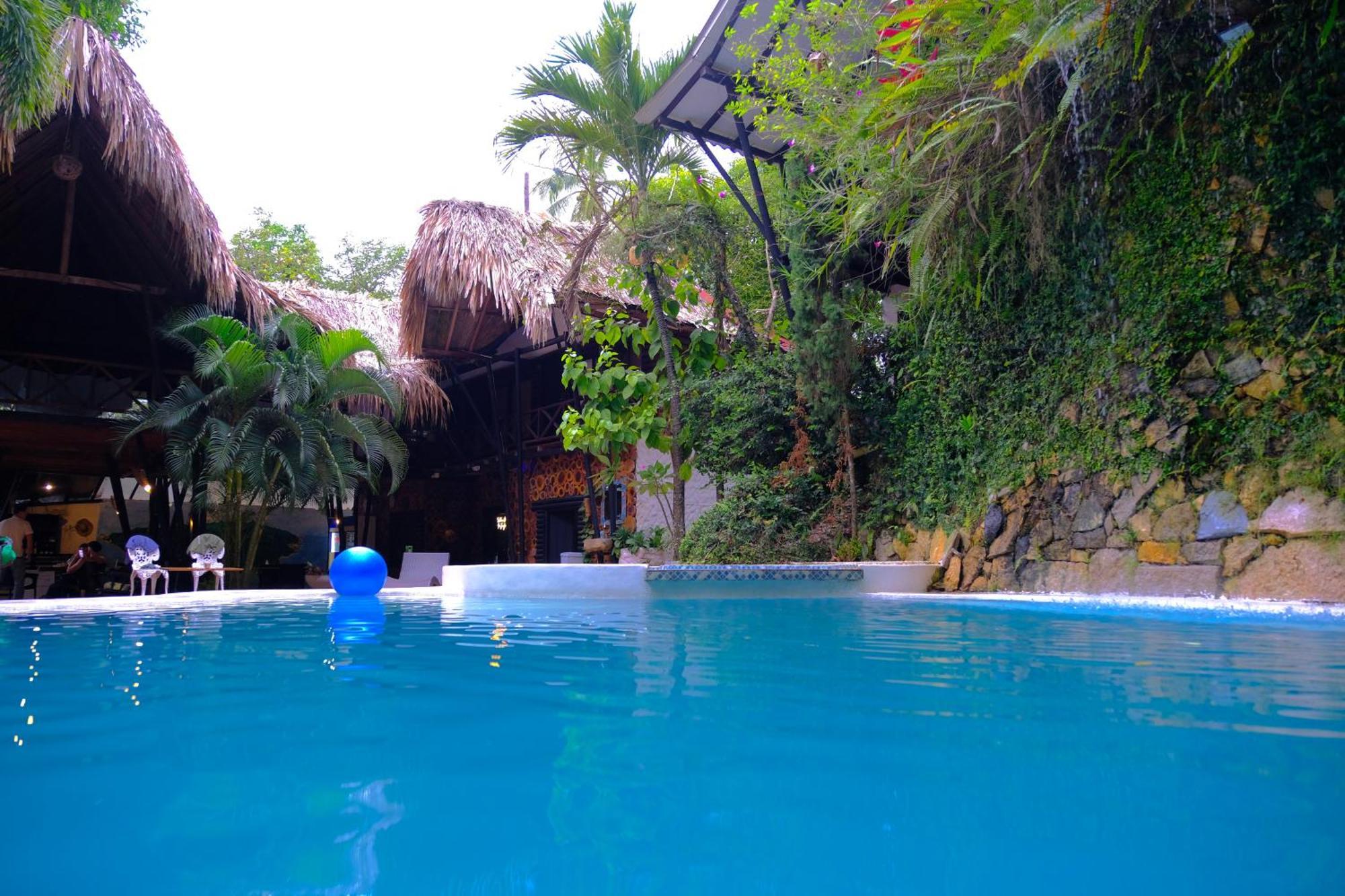 Cacao Lodge