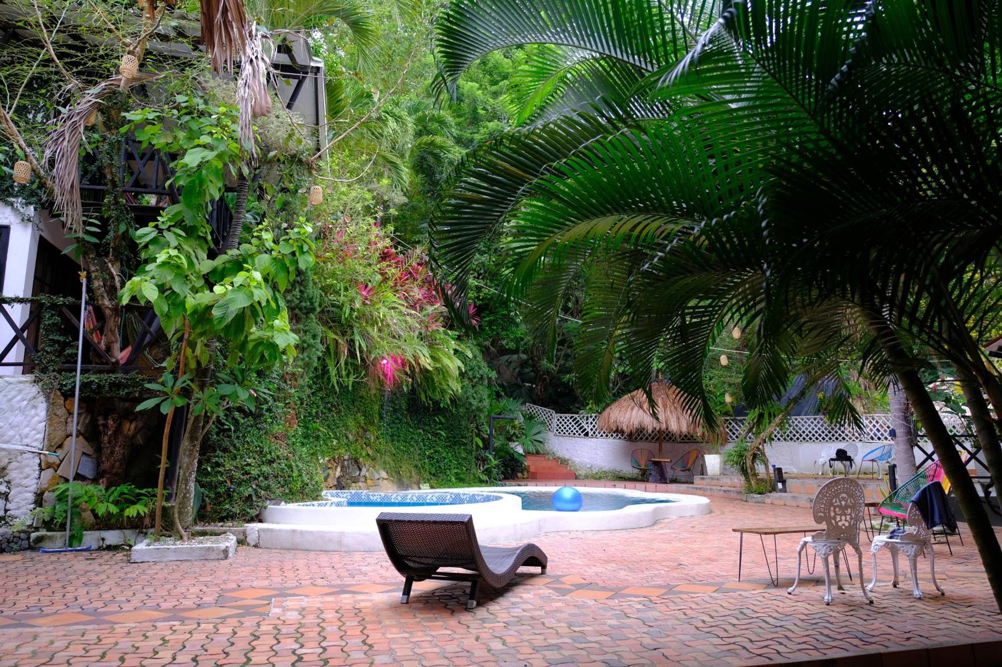 Lodge Cacao